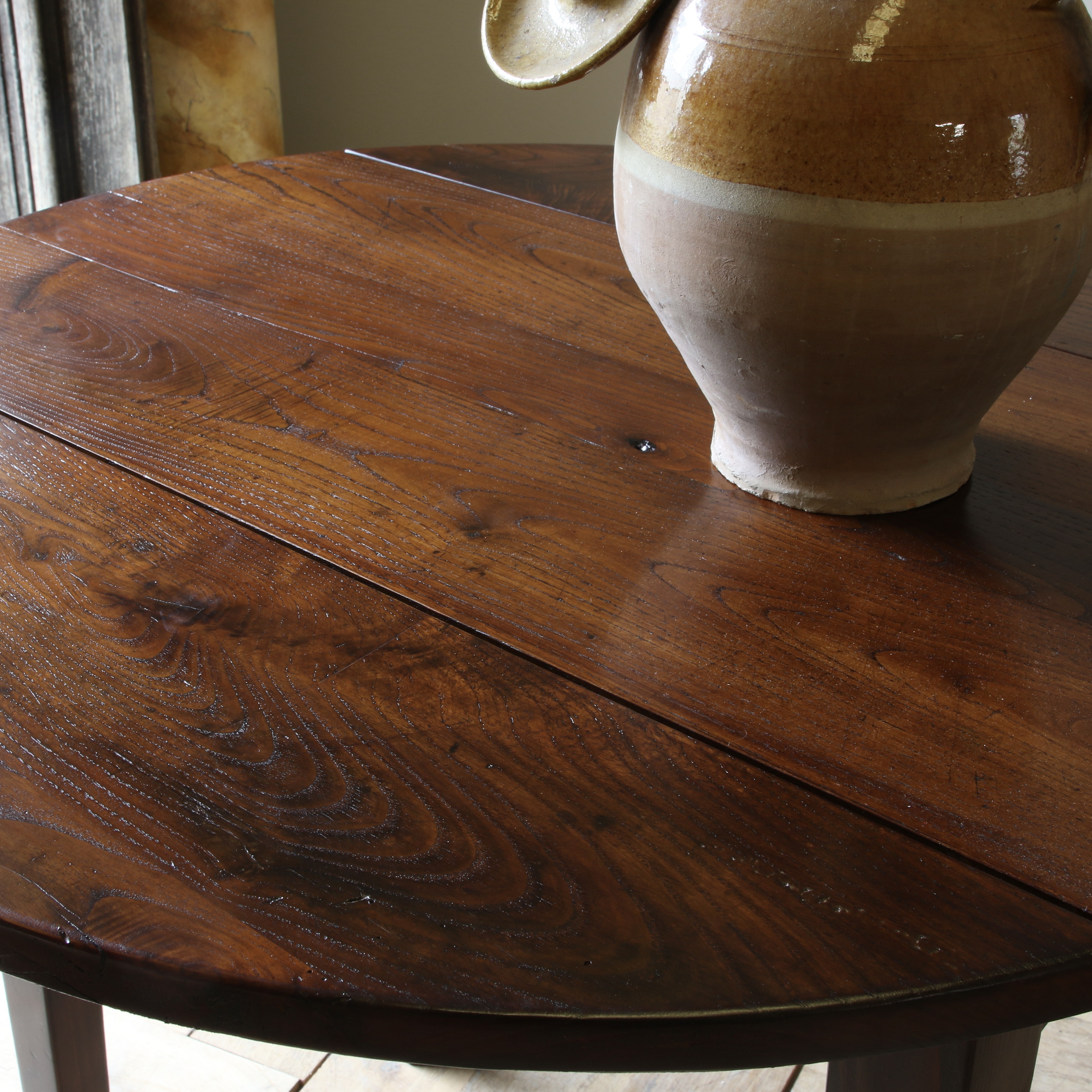 Drop-Side Dining Table